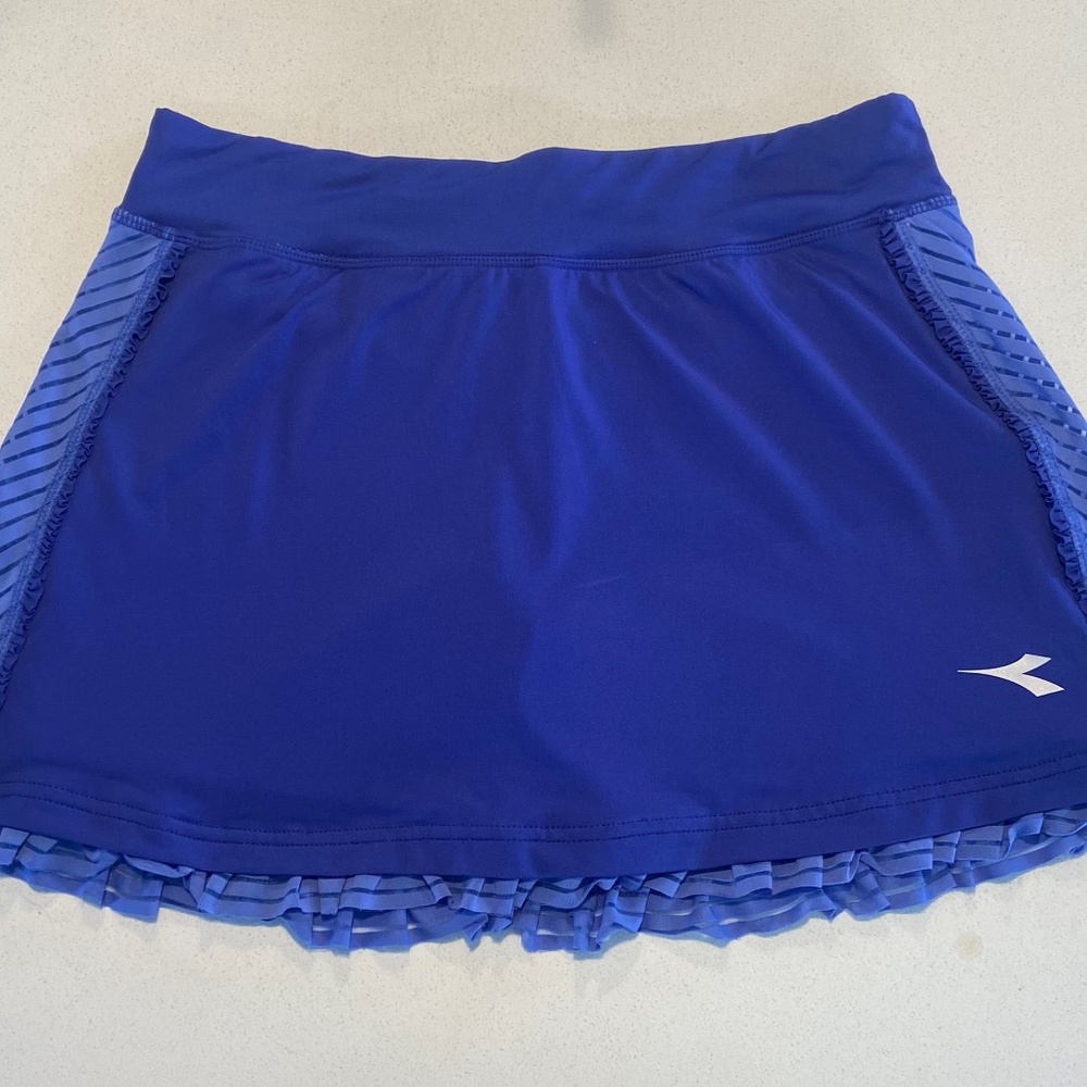 EUC: Diadora Blue Athletic Tennis Skirt Skort w/ Ruffle Trim Size Small
